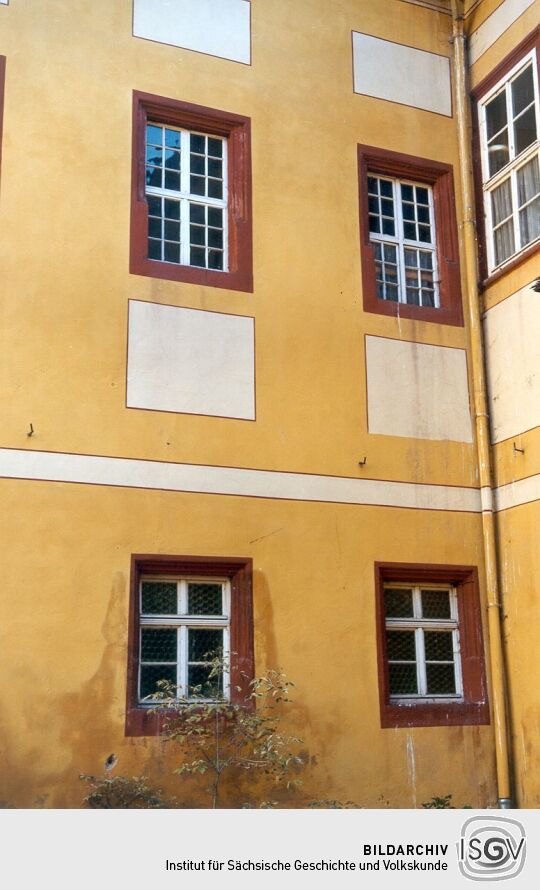 Fenster im Innenhof des Frohburger Schlosses