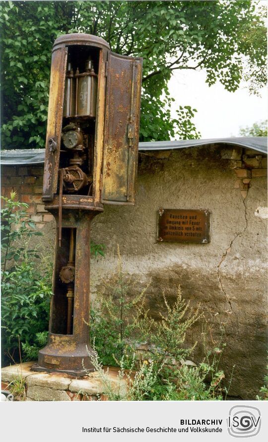 Alte Tanksäule in Elstertrebnitz