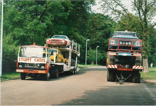 "Stunt Cars" im Stadtwald von Groitzsch