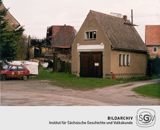 Pirna-Bonnewitz, Am Bonnewitzer Rundling, Feuerwehr (2009: 303402-06, -30)