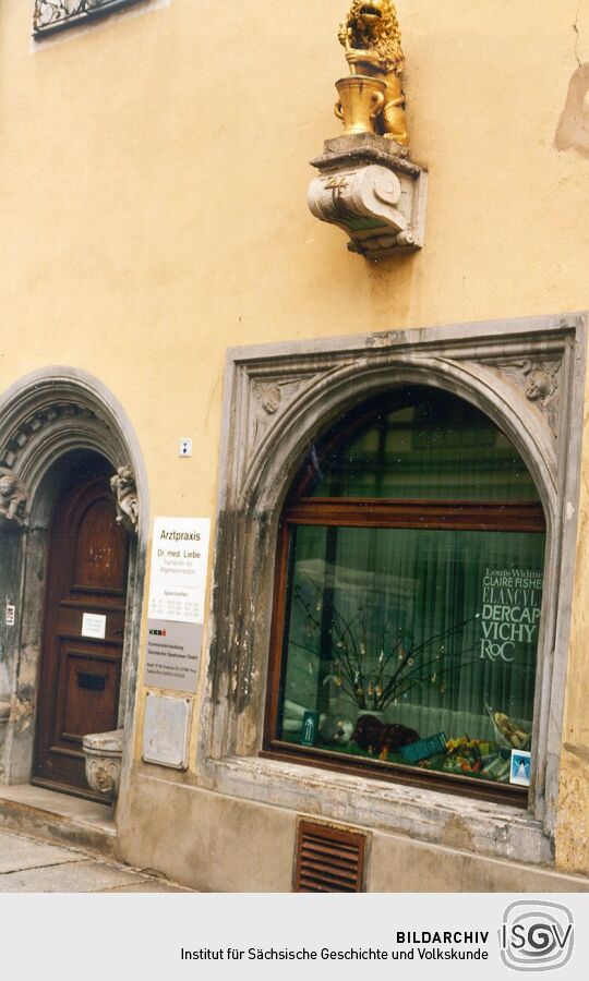 Ehemalige Apotheke in Pirna - Markt 17   (in 2009: 302278-83)