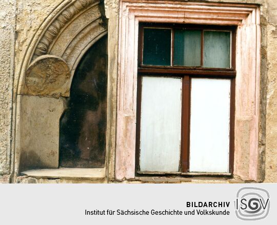 Pirna Kirchplatz 3 (2009 Bildnr. 302843-48, -857-58/ alt: 005979-80)