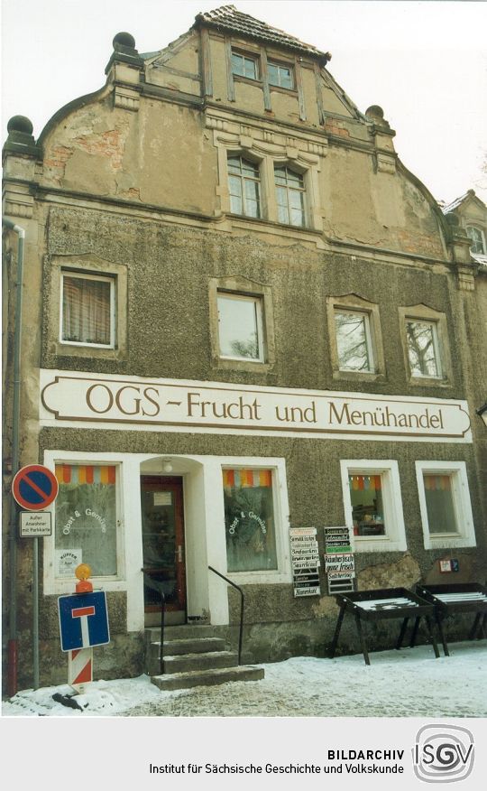 Fassade eines Geschäftshauses in Stolpen