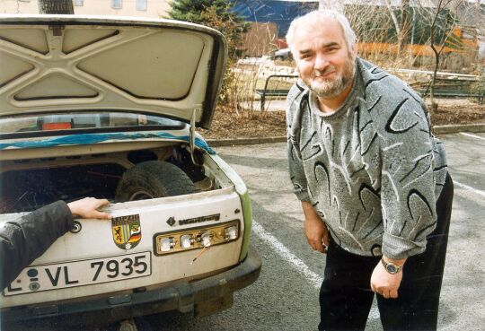 Reparatur am Wartburg