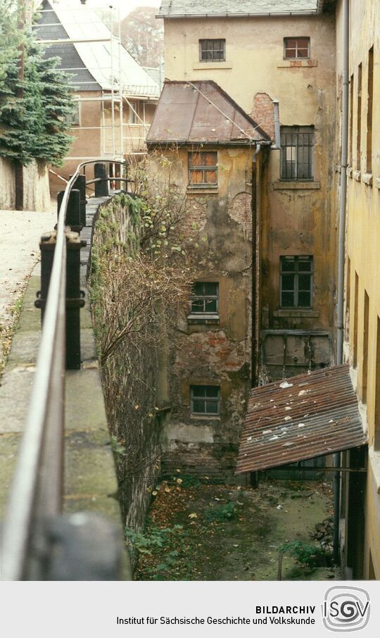 Im Hof der ehemaligen Streichgarnspinnerei in Kirchberg