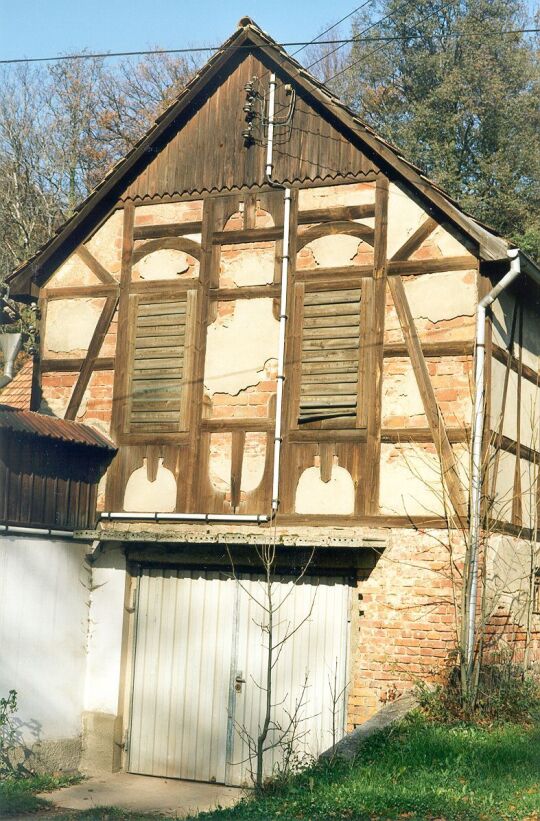 Fachwerkscheune mit Fachwerk in Langenbernsdorf