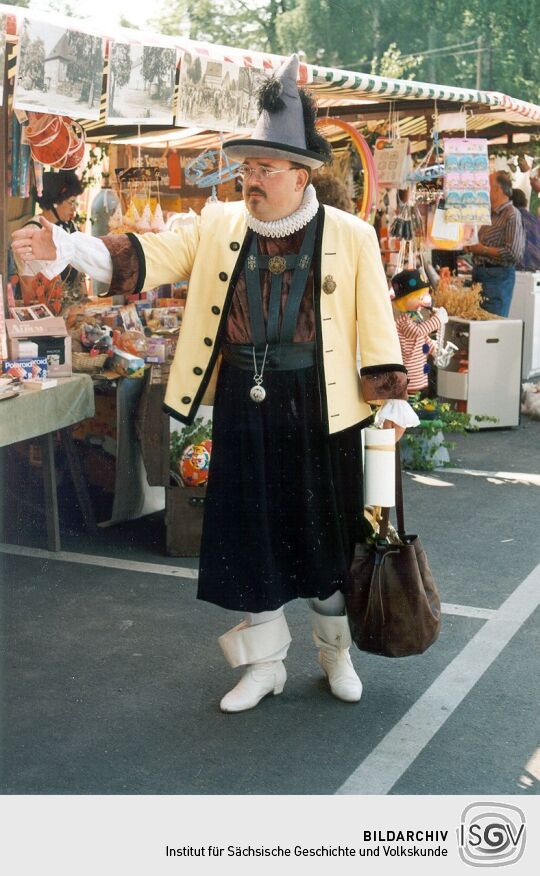 Hofnarr Fröhlich auf dem Gewerbemarkt in Moritzburg