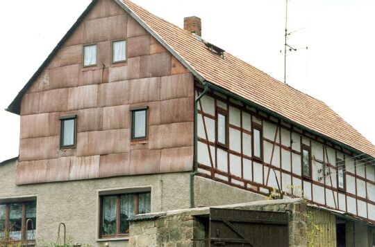 Wohnhaus mit Fachwerk in Wolfersgrün