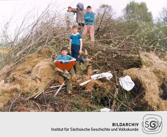 Bewacher für das Hexenfeuer