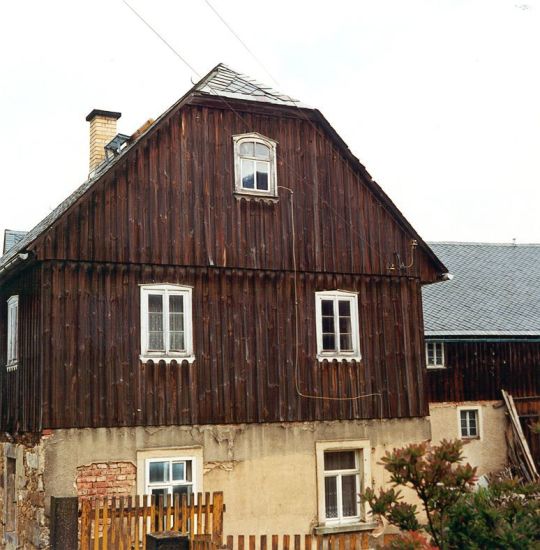 Wohnhaus an der Leppersdorfer Kirche