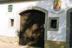 Bild: Im Hof des Frauensteiner Schlosses