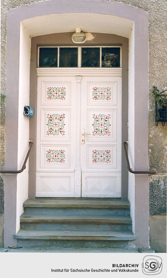 Haustür eines Wohnhauses in Cämmerswalde