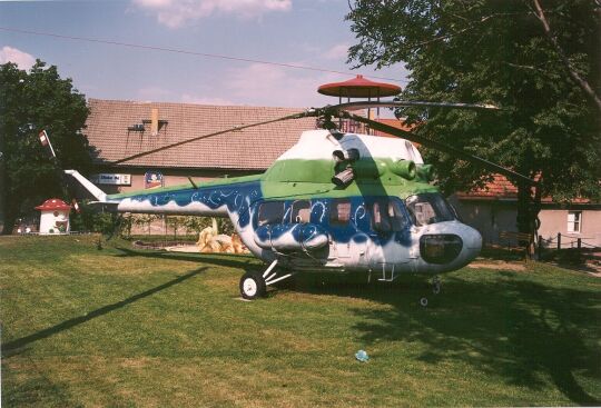 Hubschrauber auf dem Spielplatz einer Horkaer Gaststätte