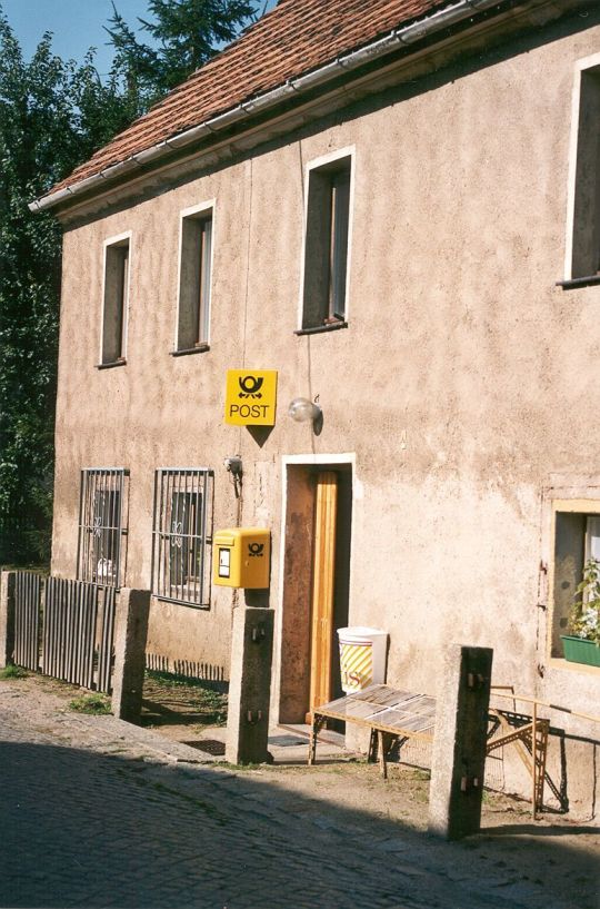 Wohnhaus mit Poststelle in Meuselwitz