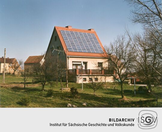 Solarzellen auf einem Königshainer Wohnhaus