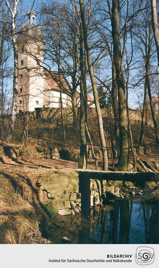 Blick zur Königshainer Kirche