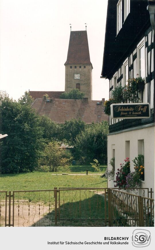 Blick zur Niederseifersdorfer Kirche