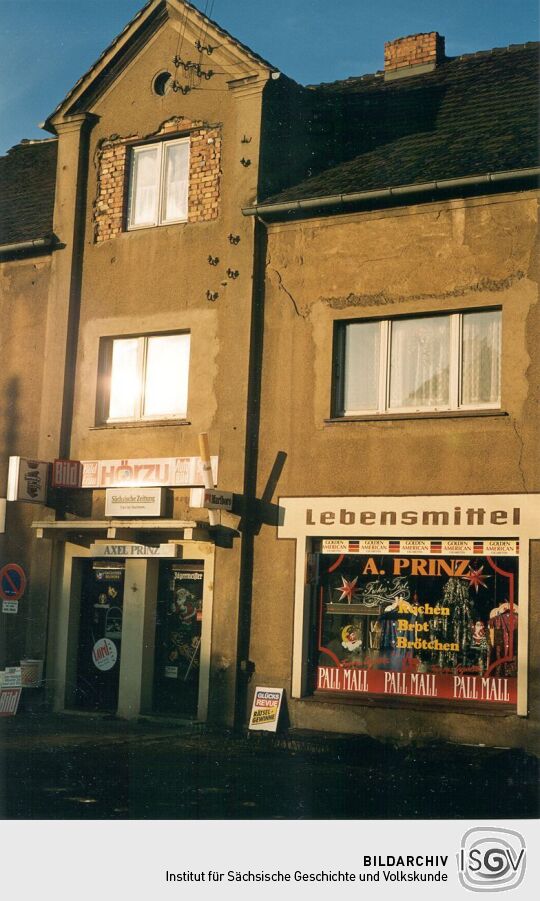 Geschmücktes Schaufenster in Krauschwitz