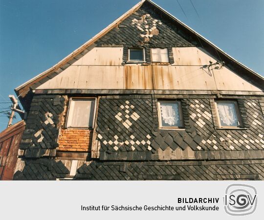Wohnhaus mit Fachwerkgiebel