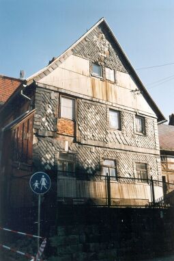 Bild: Verkleidetes Fachwerkhaus in Hohnstein