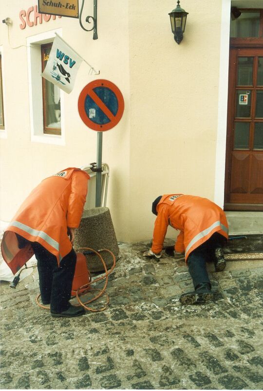Auftauen eingefrorener Wasserleitungen durch die Feuerwehr