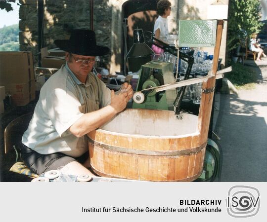 Glasschleifer zum Burgfest auf Schloß Kuckuckstein