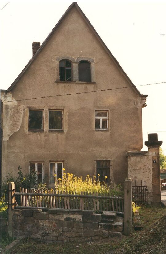 Giebel eines Wohnhauses in Borthen