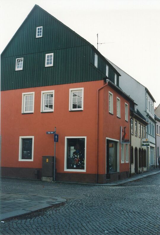 Wohn- und Geschäftshaus in Neustadt