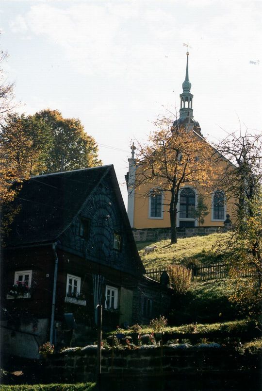 Blick zur Kirche in Hinterhermsdorf