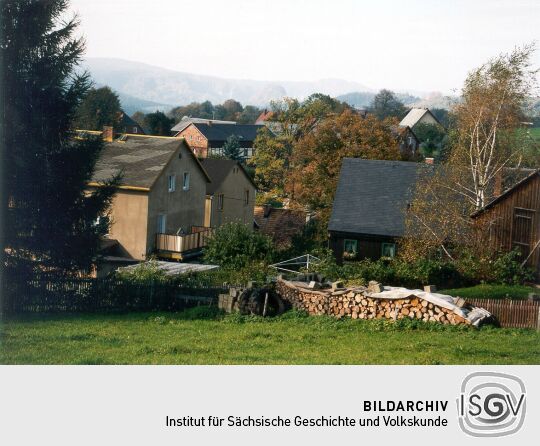 Blick vom Friedhof auf Hinterhermsdorf