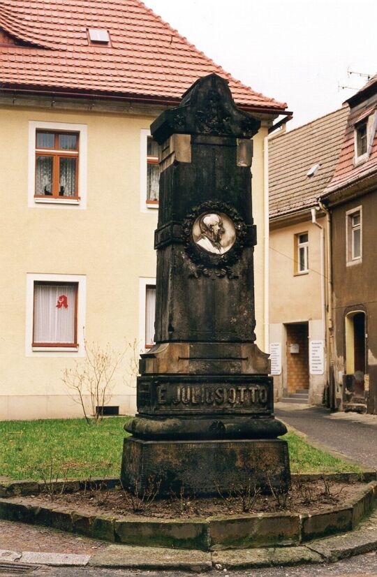 Julius-Otto-Denkmal in Königstein