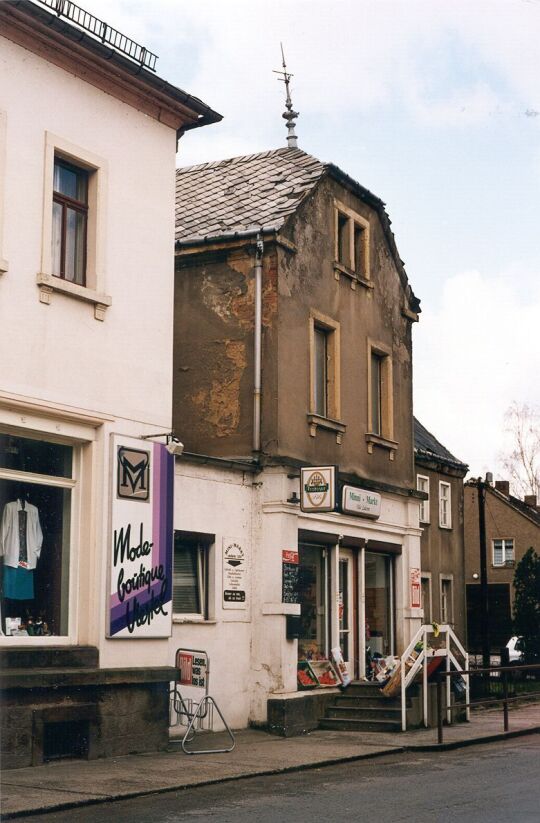 Wohn- und Geschäftshaus in Struppen