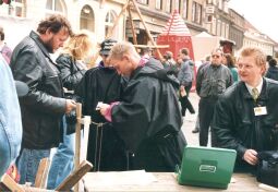 Bild: Einlaß zum Winzerfest in Kamenz