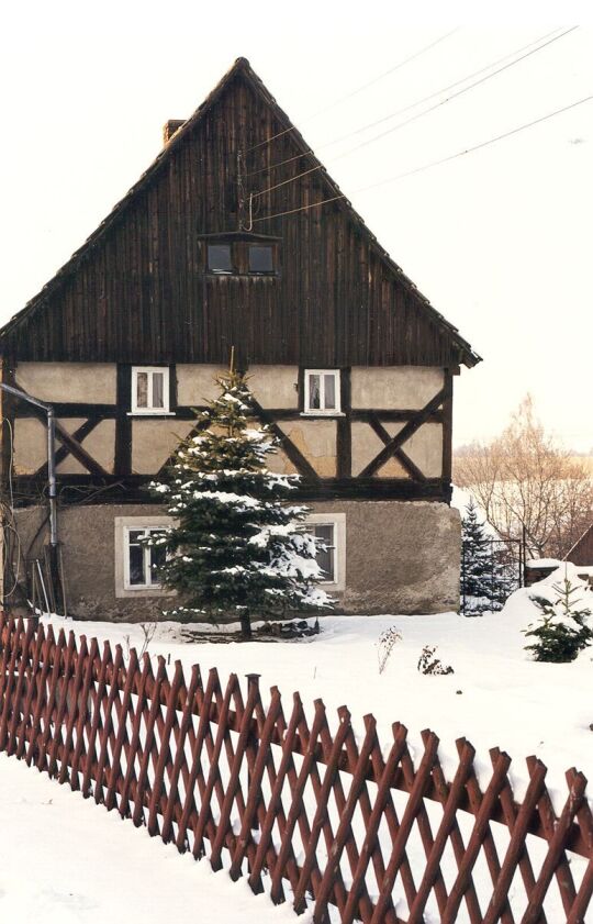 Wohnhaus mit Fachwerk in Schweinerden