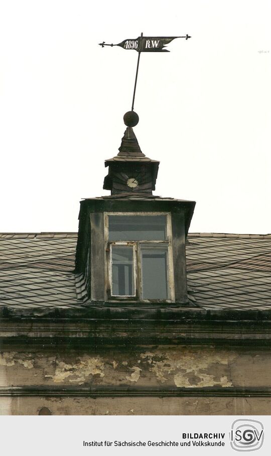 Alte Wetterfahne auf einem Königsbrücker Wohnhaus