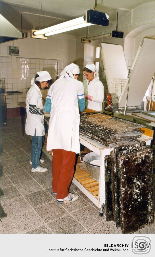 In der Pfefferküchlerei Max Spitzer in Pulsnitz