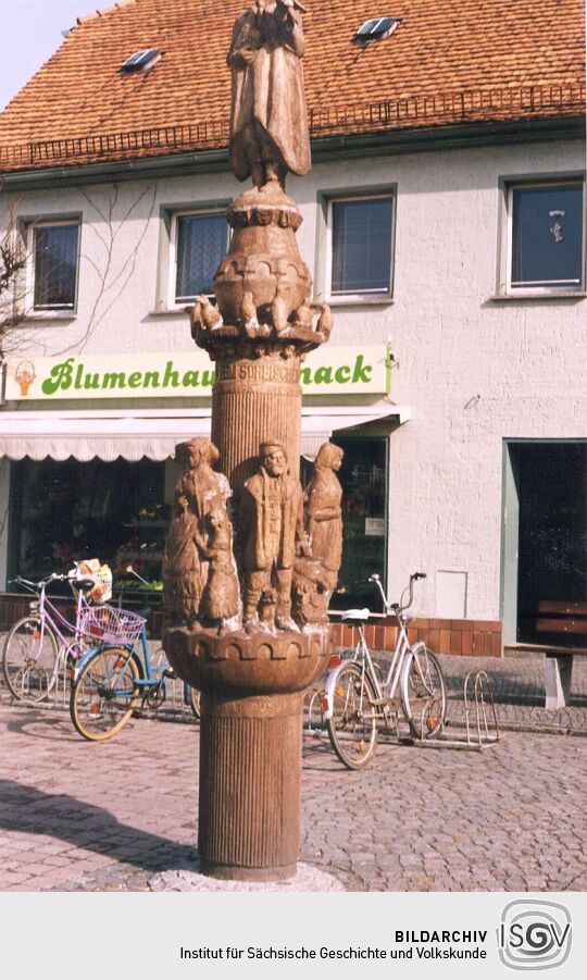 "Säule des Sorbischen Volkes" in Wittichenau