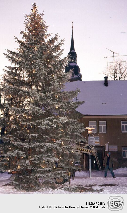 Weihnachtsbaum auf dem Elstraer Markt