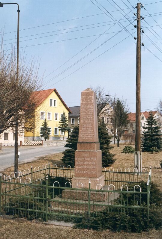 Kriegerdenkmal an der Hauptstraße von Quersa- Brockwitz