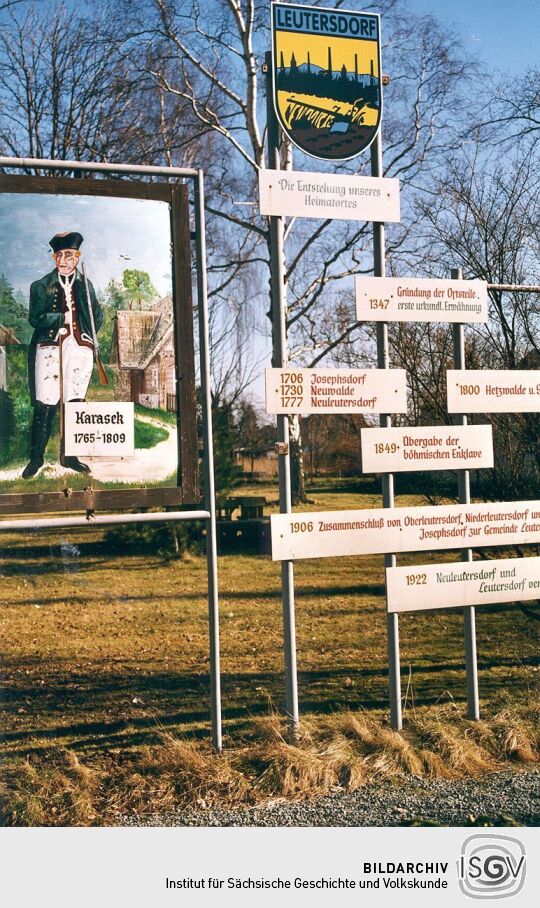 Informationstafel am Park in Leutersdorf