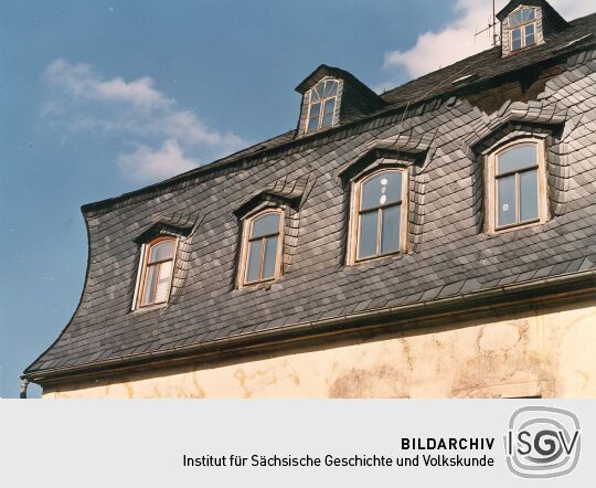 Wohnhausdach auf der Schloßstraße in Schwarzenberg