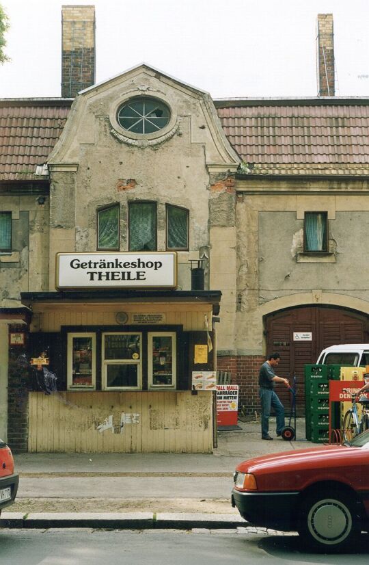 Getränkeshop im ehemaligen Pförtnerhaus einer Eilenburger Fabrik