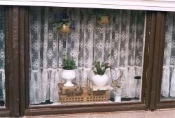 Bild: Wohnzimmerfenster in Hoyerswerda