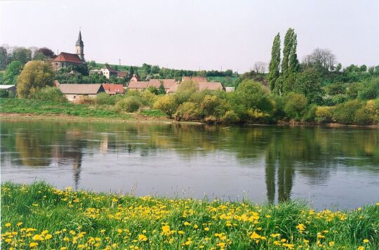 Blick über die Elbe auf Zehren