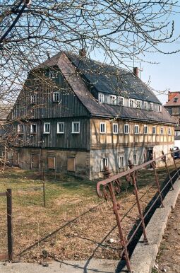 Bild: Unbewohntes Fachwerkhaus in Neugersdorf