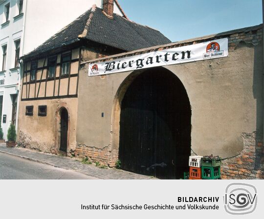 Biergarten in einem eheamligen Bauernhof in Grimma