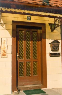 Bild: Eingangsbereich eines Umgebindehauses in Ebersbach