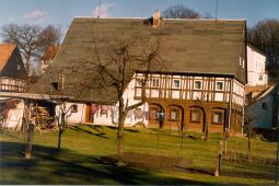 Bild: Fachwerkhaus mit Umgebinde in Großschönau