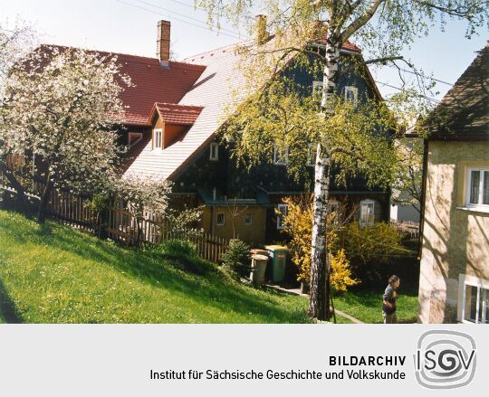 Wiese hinter einem Wohnhaus in Obercunnersdorf