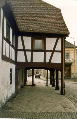 Bild: Fachwerkhaus mit Oberlaube in Hirschfelde